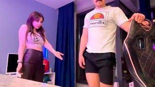 Девушки / Гости (Guests)